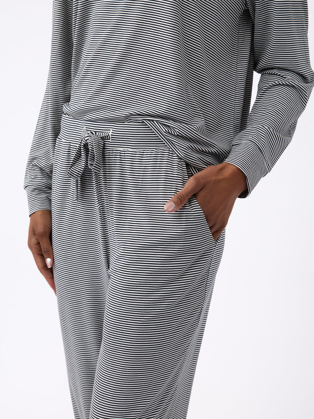 Women's Bamboo Stretch-Knit Tapered Pant